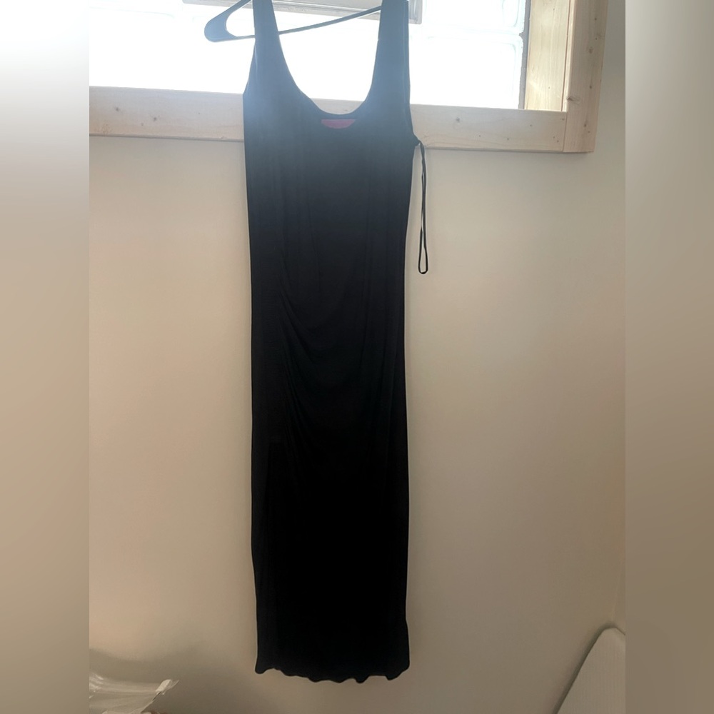 JLO Scoop neck black midi dress